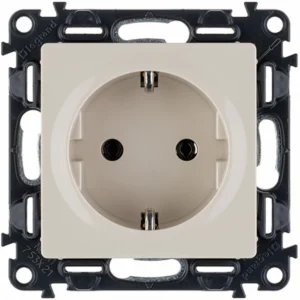 Розетка Legrand Valena Life 753521