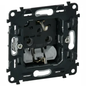 Розетка Legrand Valena In’Matic 753021